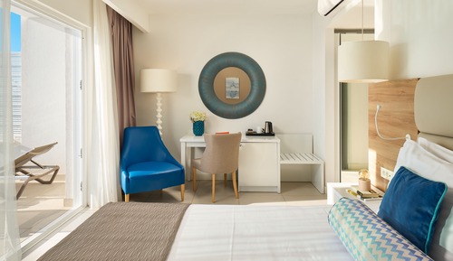 Suite junior, vistas al mar