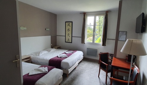 Habitación triple estándar, en la zona del jardín