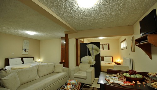 Apartment (Semi-basement)