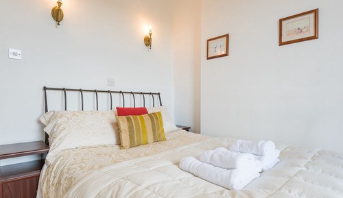 Habitación doble, baño privado (Claife Heights)