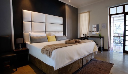 Habitación estándar con 1 cama doble o 2 individuales