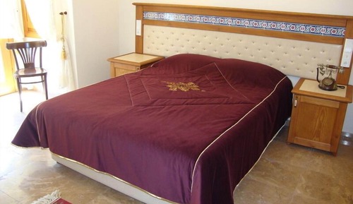 Habitación con 1 cama doble o 2 individuales, vistas a la ciudad