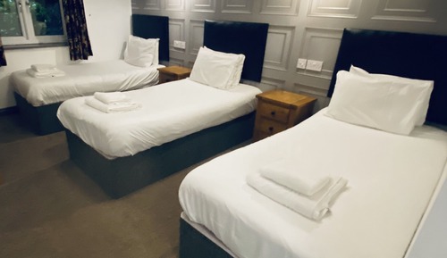 Habitación triple clásica
