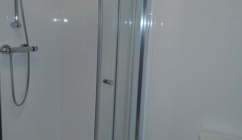 Habitación con 2 camas individuales