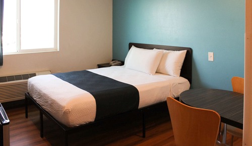 Habitación estándar, 1 cama de matrimonio, accesible para personas con discapacidad, no fumadores