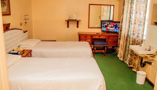 Habitación estándar con 1 cama doble o 2 individuales
