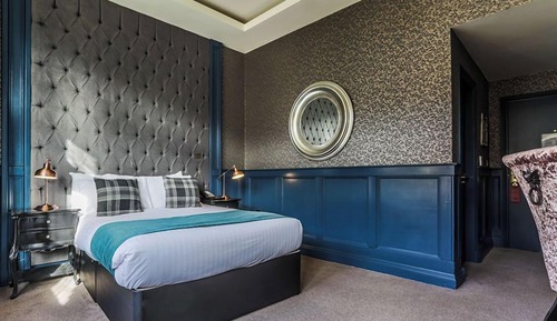 King Room