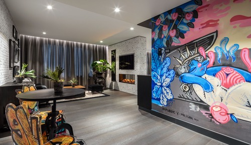 NEWYORK suite