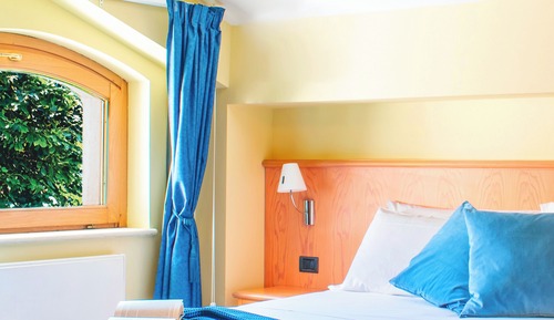 Habitación económica con 1 cama doble o 2 individuales