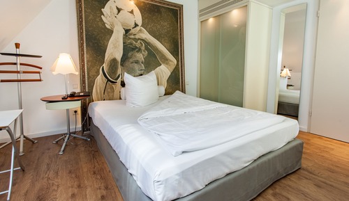 Habitación económica, 1 cama de matrimonio