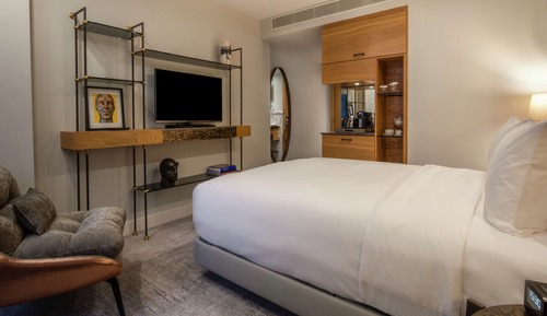 Queen Guest Room