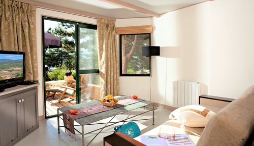 Habitación Confort doble, terraza, vistas al jardín