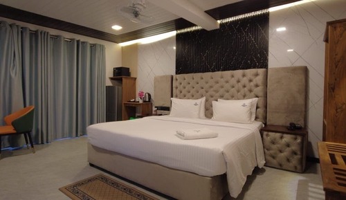 Habitación superior, 1 cama de matrimonio grande, vistas al mar