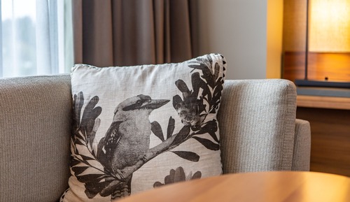 Habitación Deluxe, 1 cama de matrimonio grande, vistas parciales al lago
