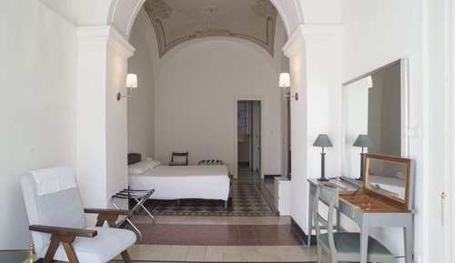 Suite (Roma)