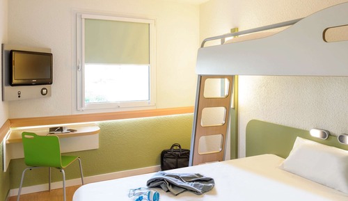 Apartamento, varias camas