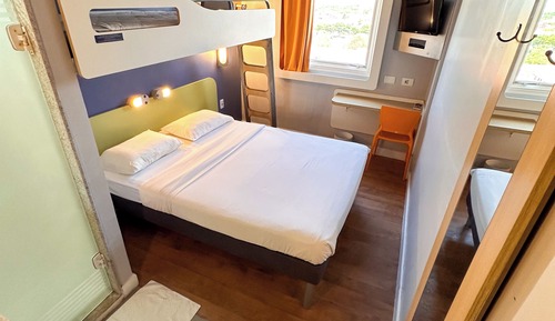 Apartamento de 1 Quarto com Cama de Casal e Cama de Solteiro
