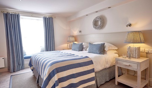 Habitación estándar con 1 cama doble o 2 individuales, 1 cama de matrimonio grande