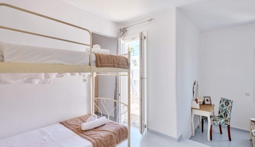 Habitación cuádruple, vistas al jardín