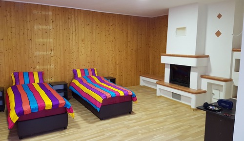 Habitación cuádruple económica