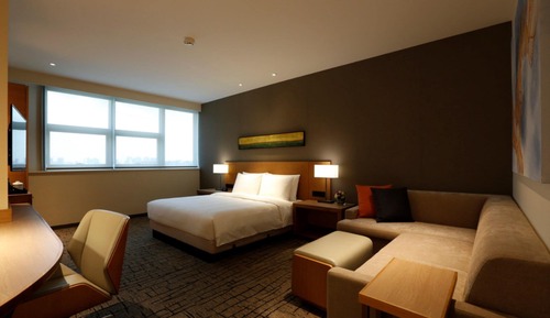Habitación, varias camas, vistas al lago