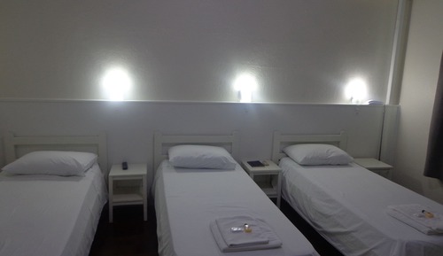 Habitación Business individual (Até 4 Pessoas / Up to 4 People)