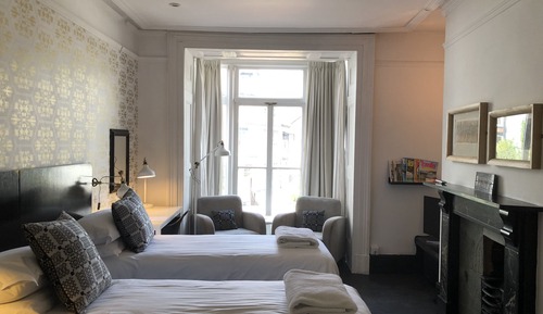 Habitación con 1 cama doble o 2 individuales
