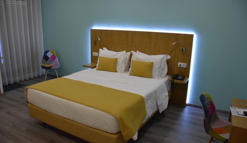 Habitación doble, vistas al río