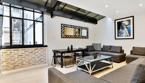 Standard Apartment 102