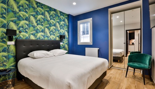 Superior Apartment 105