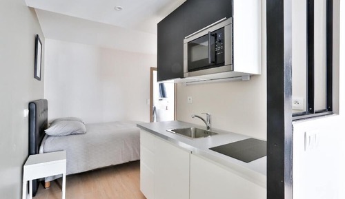 Apartment with Balcony 501
