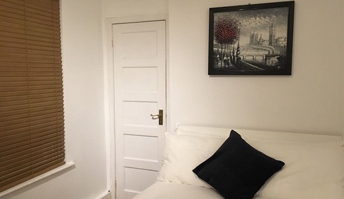 Apartamento superior, baño privado, vistas al jardín (One Bedroom)