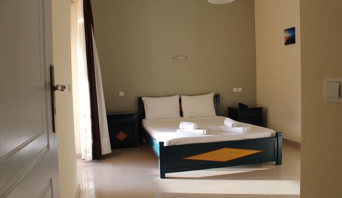 Habitación con 1 cama doble o 2 individuales