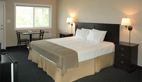 Habitación doble, 1 cama de matrimonio grande, vistas al lago