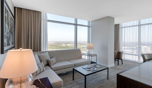 Suite, 1 cama de matrimonio grande (Plaza Suite - View)