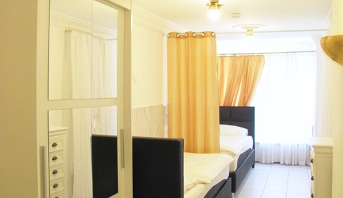 Habitación doble, baño privado, vistas a la ciudad (5)