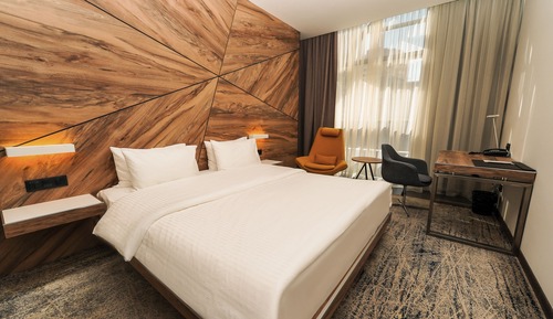 Standard King Room