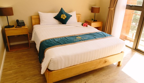 Habitación Deluxe doble, 1 cama de matrimonio, vistas a la ciudad