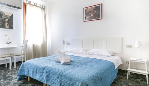 Habitación con 1 cama doble o 2 individuales