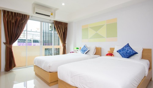Deluxe Twin Room