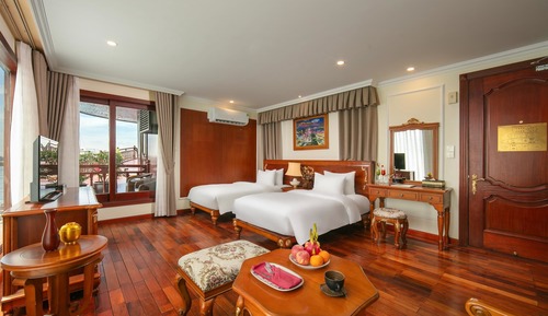 State Suite Private Balcony