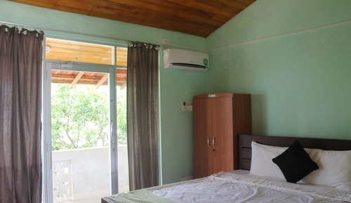 Habitación triple Deluxe, vistas a la laguna (Lagoon & Sea View)