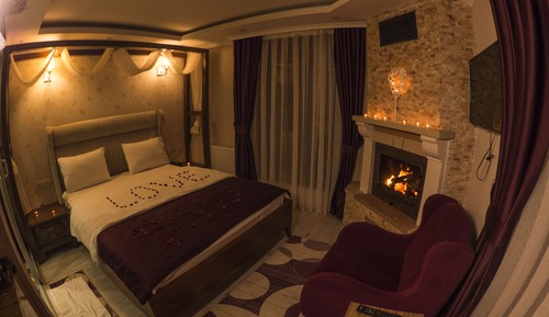 Honeymoon Room, 1 Çift Kişilik Yatak