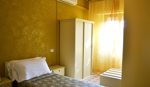 Habitación individual, vistas al jardín