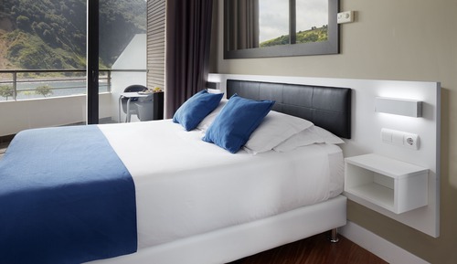 Habitación doble uso individual Petite (90 mins gratis de acceso al spa por día)