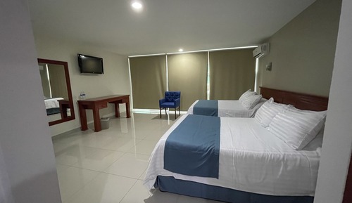 Habitación cuádruple, 2 camas dobles