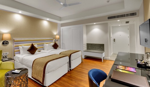 Winter Green Premium King Bed