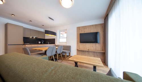 Apartamento exclusivo, no fumadores, balcón
