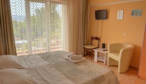 Habitación estándar doble, 1 cama doble, balcón