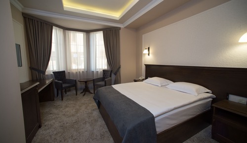 Deluxe Double or Twin Room, City View